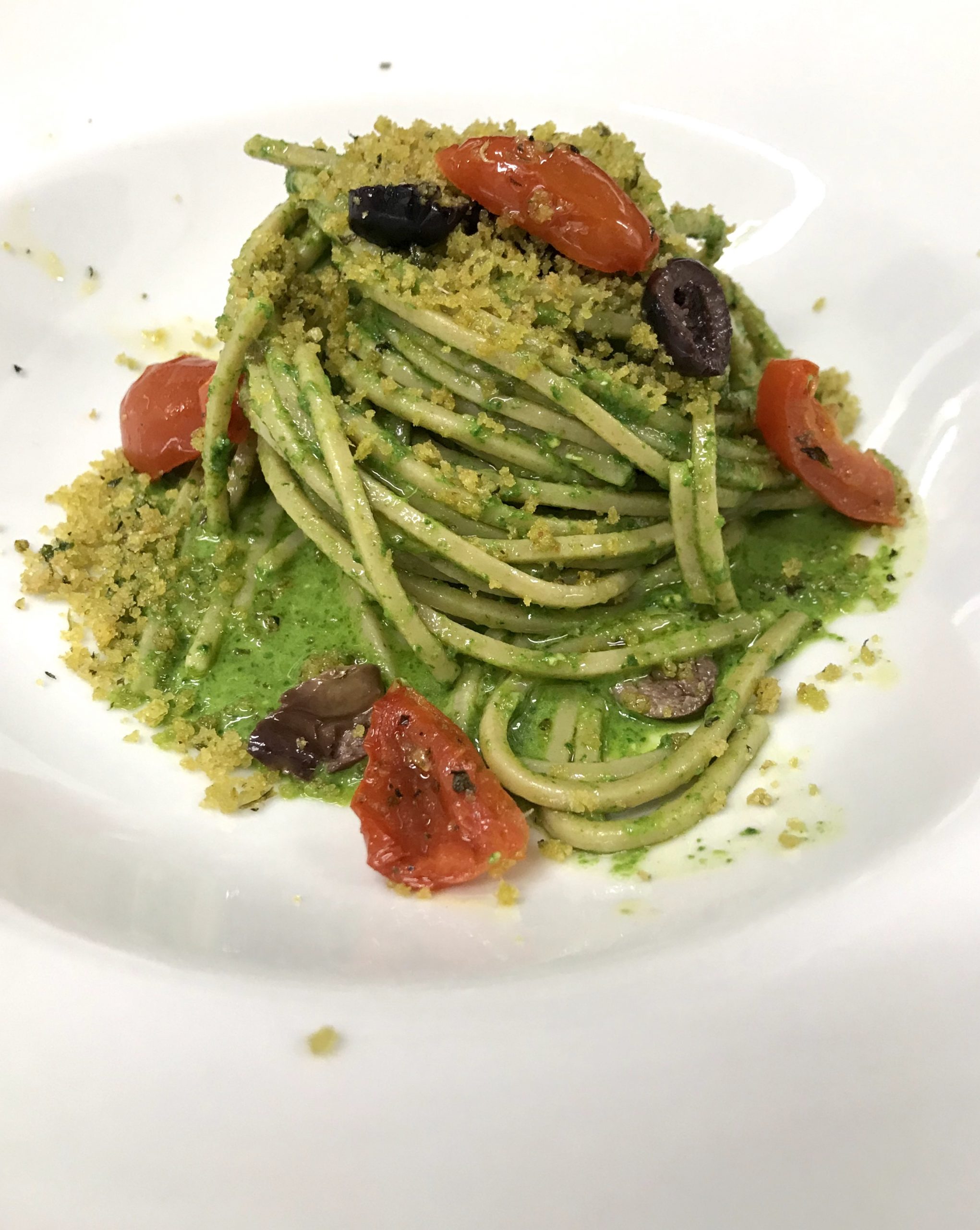 ricetta spaghetto pesto di spinaci