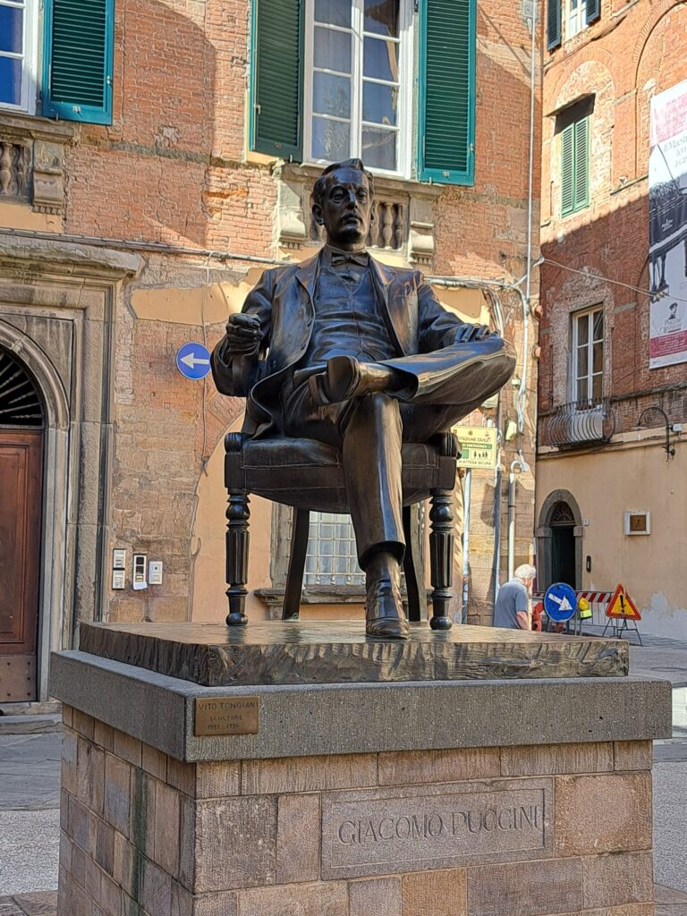 statua puccini - ph mdp